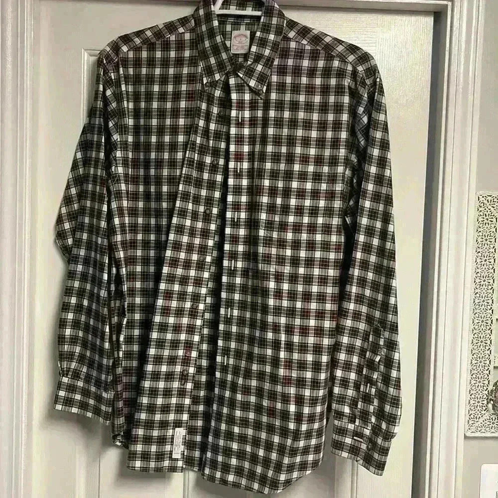 Mens Brooks Brothers Button Down - Size L